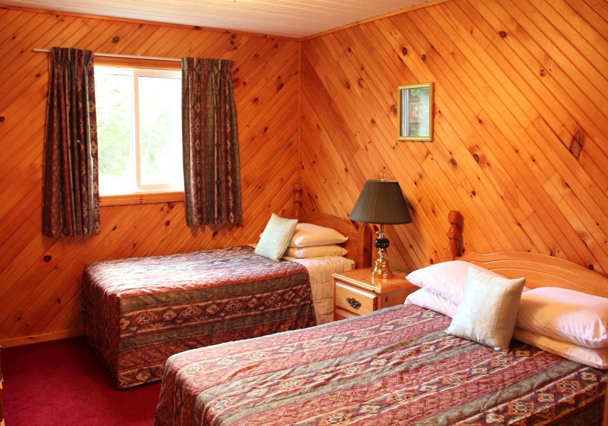 Hidden Acres Cottages Cavendish Bagian luar foto