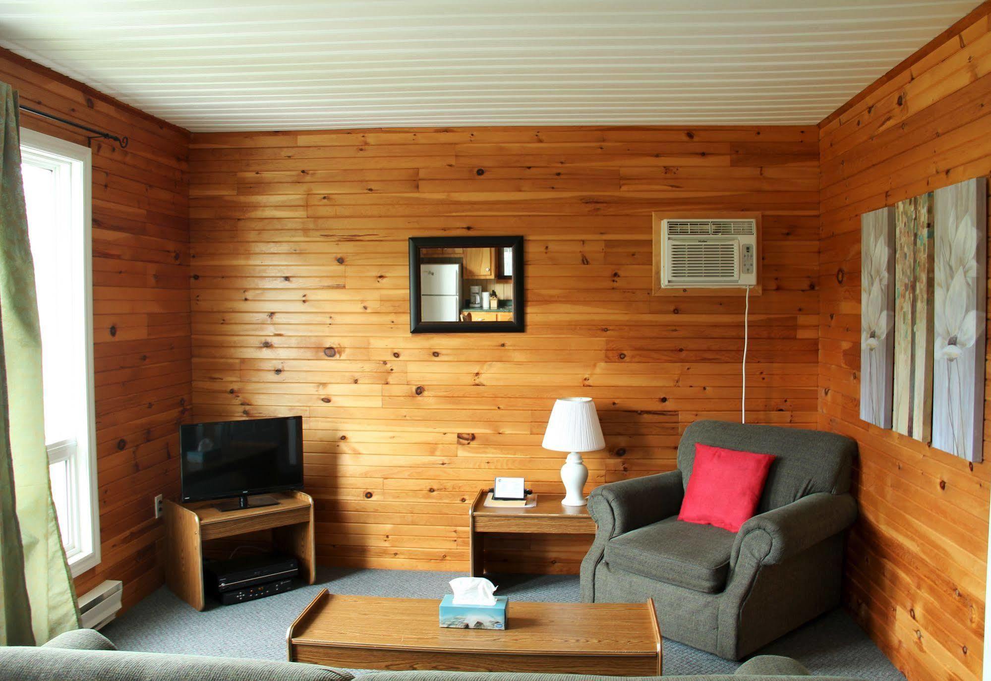 Hidden Acres Cottages Cavendish Bagian luar foto