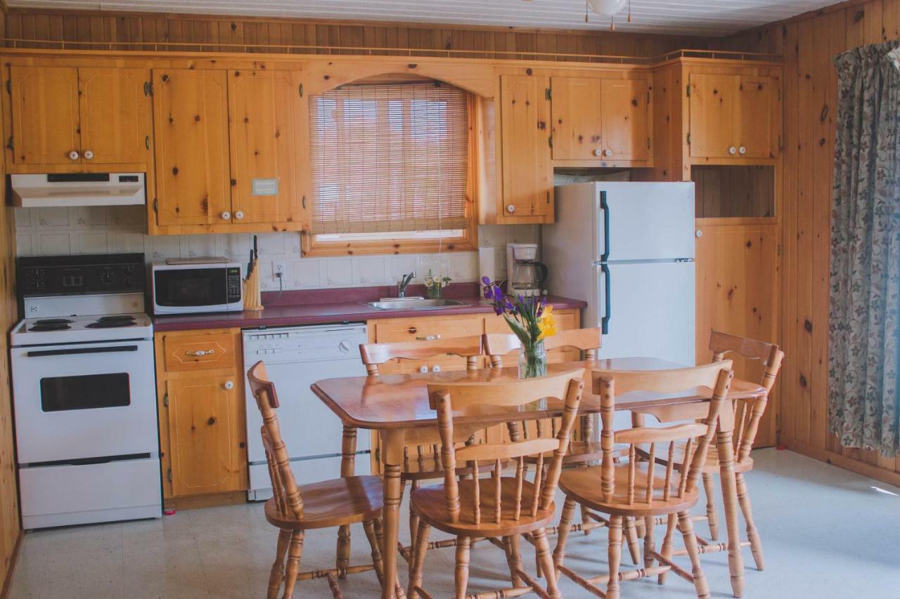 Hidden Acres Cottages Cavendish Bagian luar foto